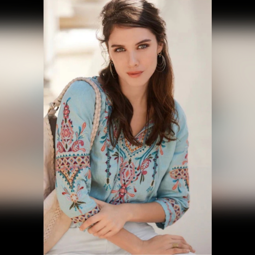 Johnny Was Floral Embroidered 100% Linen Teal Blue Tunic Top Price Is Firm
